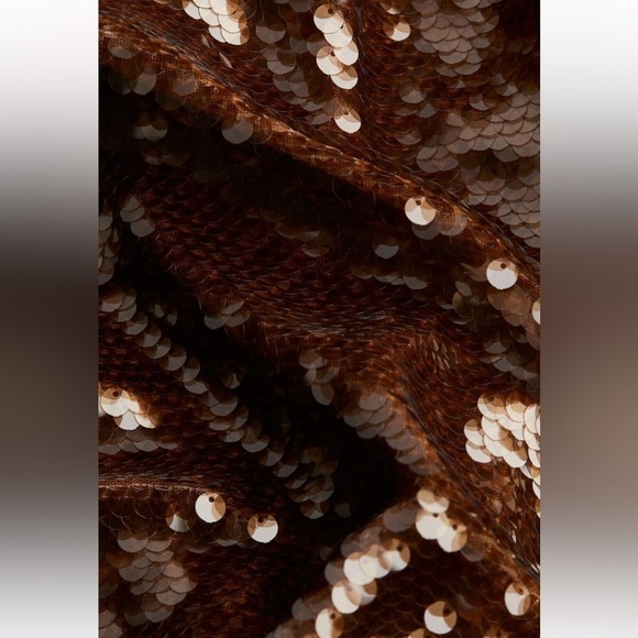 New H&M Sequined Midi Skirt - Picture 5 of 5